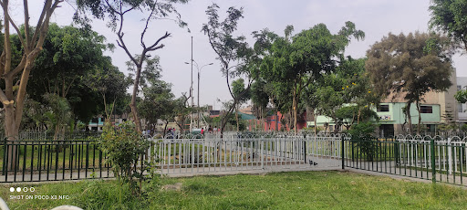 Parque Mariano Santos Mateo