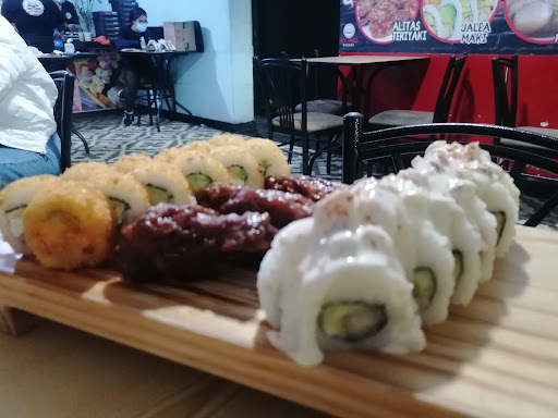 Hot Tako Sushi