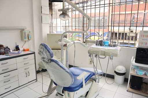 Mundoral Odontólogos Zárate Lima Dentistas